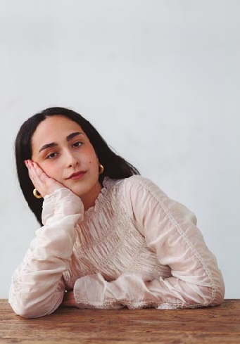 Sara Uribe-Etxeberria Atxurra